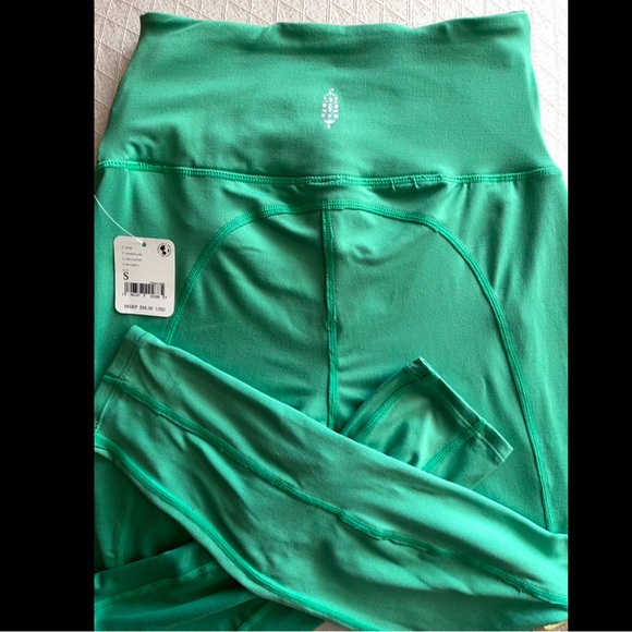 Free People Movement Breath Deeper Leggings NWT - Picture 10 of 12